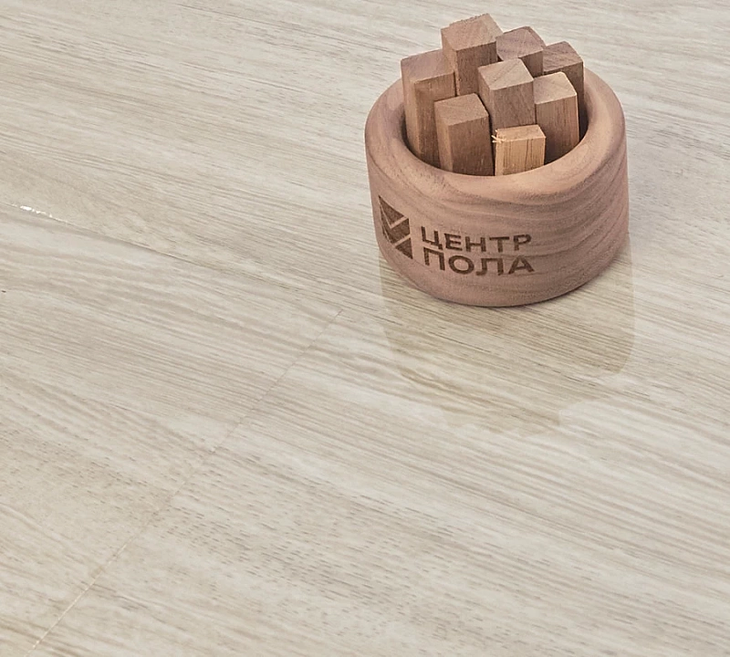 Ламинат Lamiwood Глянец 303 Дуб Батист